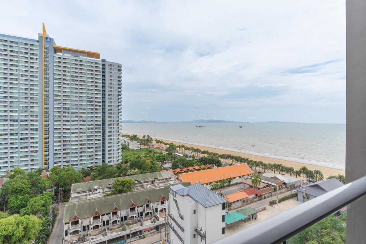 Aeras Beachfront Condominium Jomtien Beach Εξωτερικό φωτογραφία