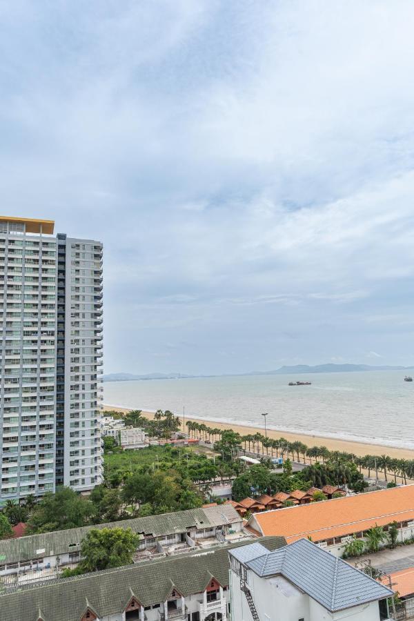 Aeras Beachfront Condominium Jomtien Beach Εξωτερικό φωτογραφία