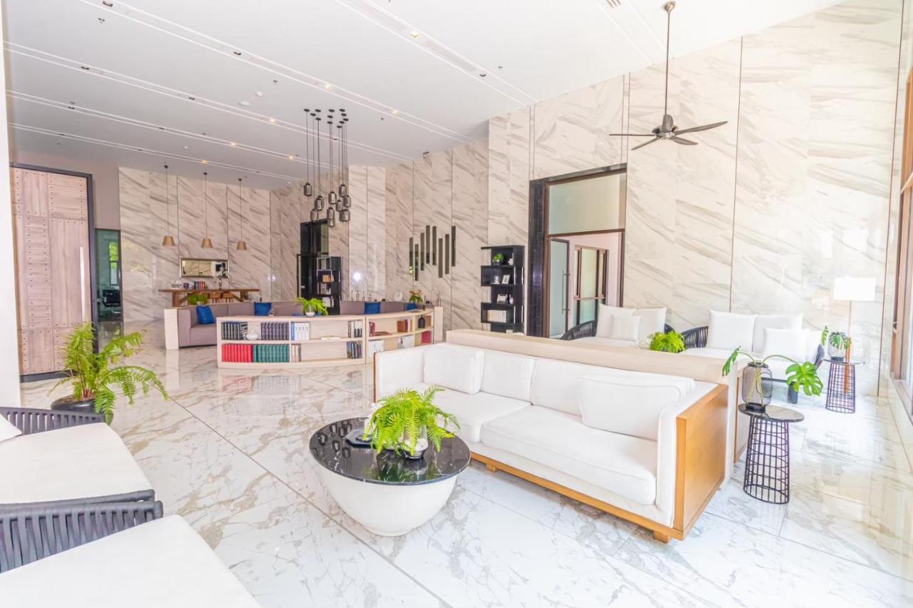 Aeras Beachfront Condominium Jomtien Beach Εξωτερικό φωτογραφία